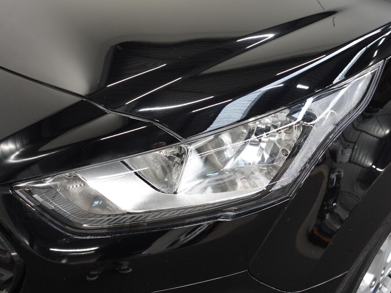 Ford TRANSIT CONNECT 100pk Automaat L2 Trend Navigatie Camera Parkeersensoren Cruise control 3 Zits