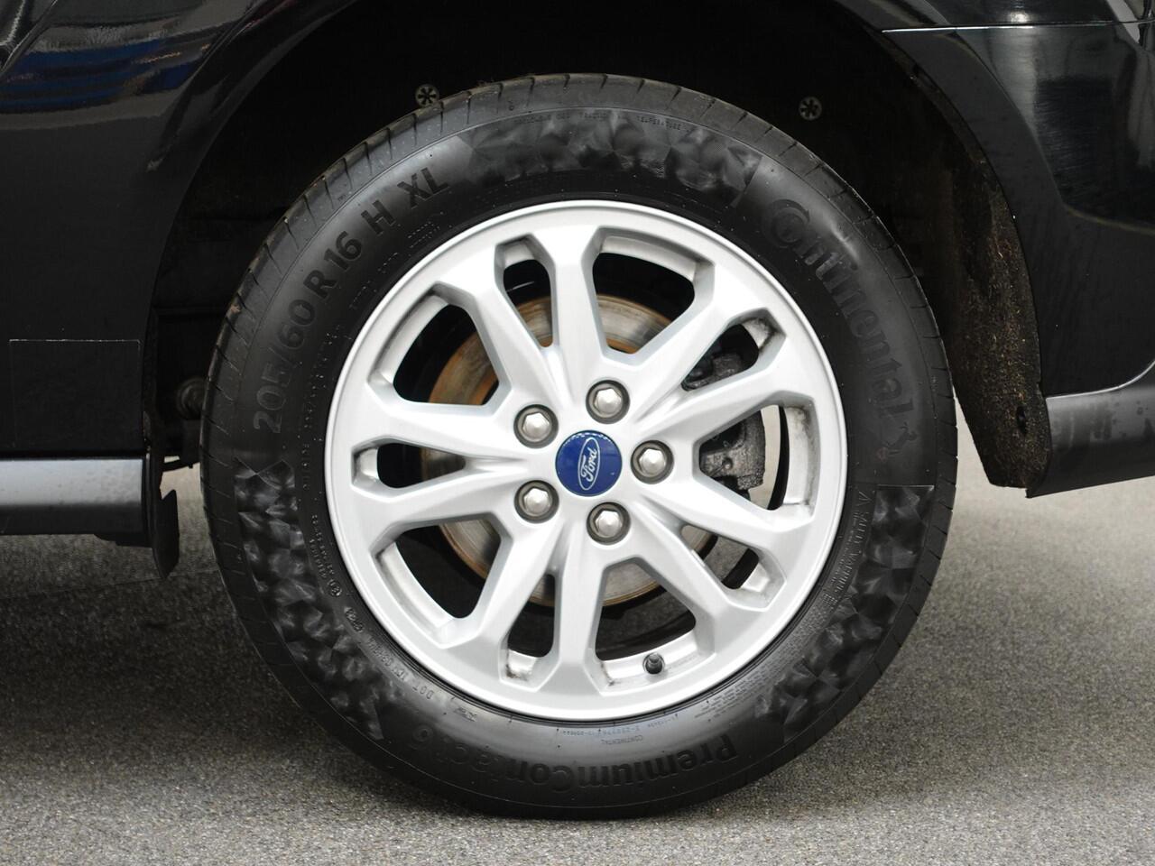 Ford TRANSIT CONNECT 100pk Automaat L2 Trend Navigatie Camera Parkeersensoren Cruise control 3 Zits