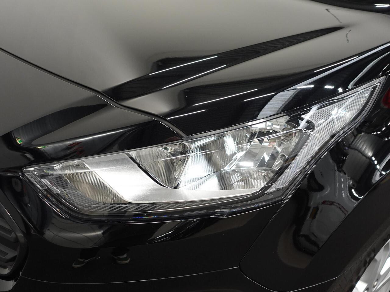 Ford TRANSIT CONNECT 100pk Automaat L2 Trend | Navigatie | Airco | Cruise Control | Camera | 3 zits