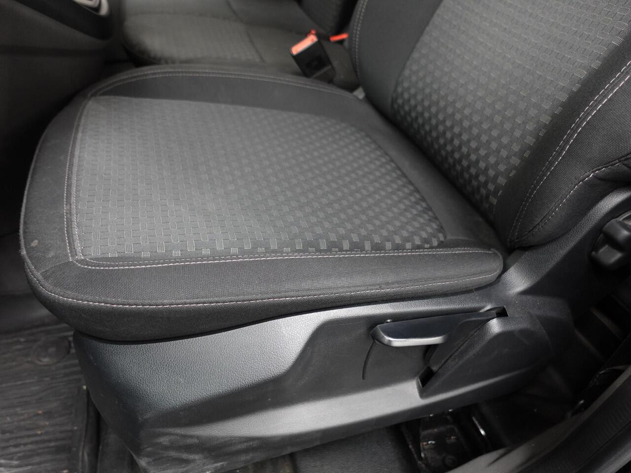 Ford TRANSIT CONNECT 1.5 EcoBlue L2 Trend Automaat Navigatie Airco Parkeersensoren Cruise Control Camera Trekhaak