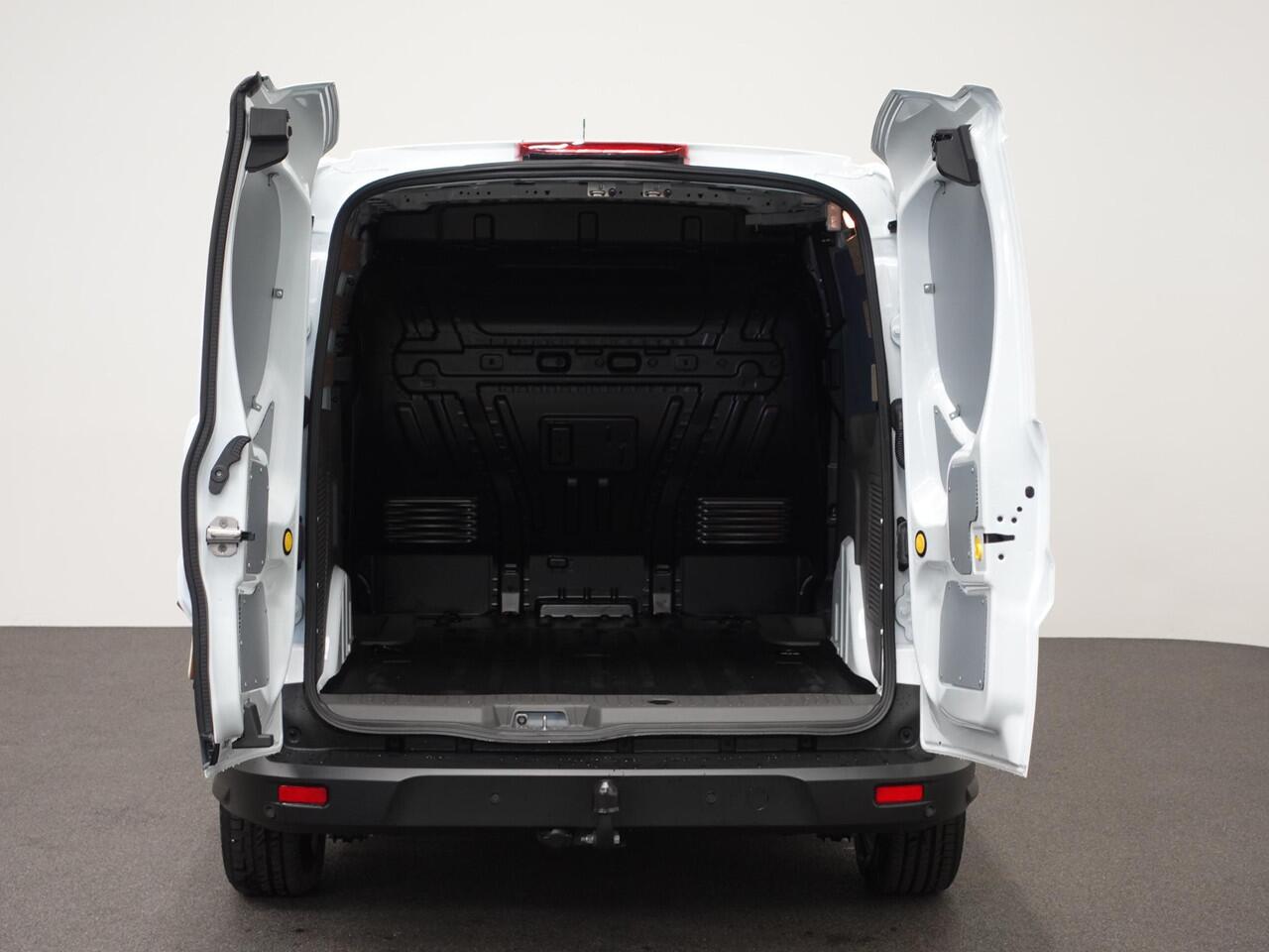 Ford TRANSIT CONNECT Automaat 100pk L1 Trend BPM VRIJ! Airco Navi Cruise 3Zits Camera DAB+