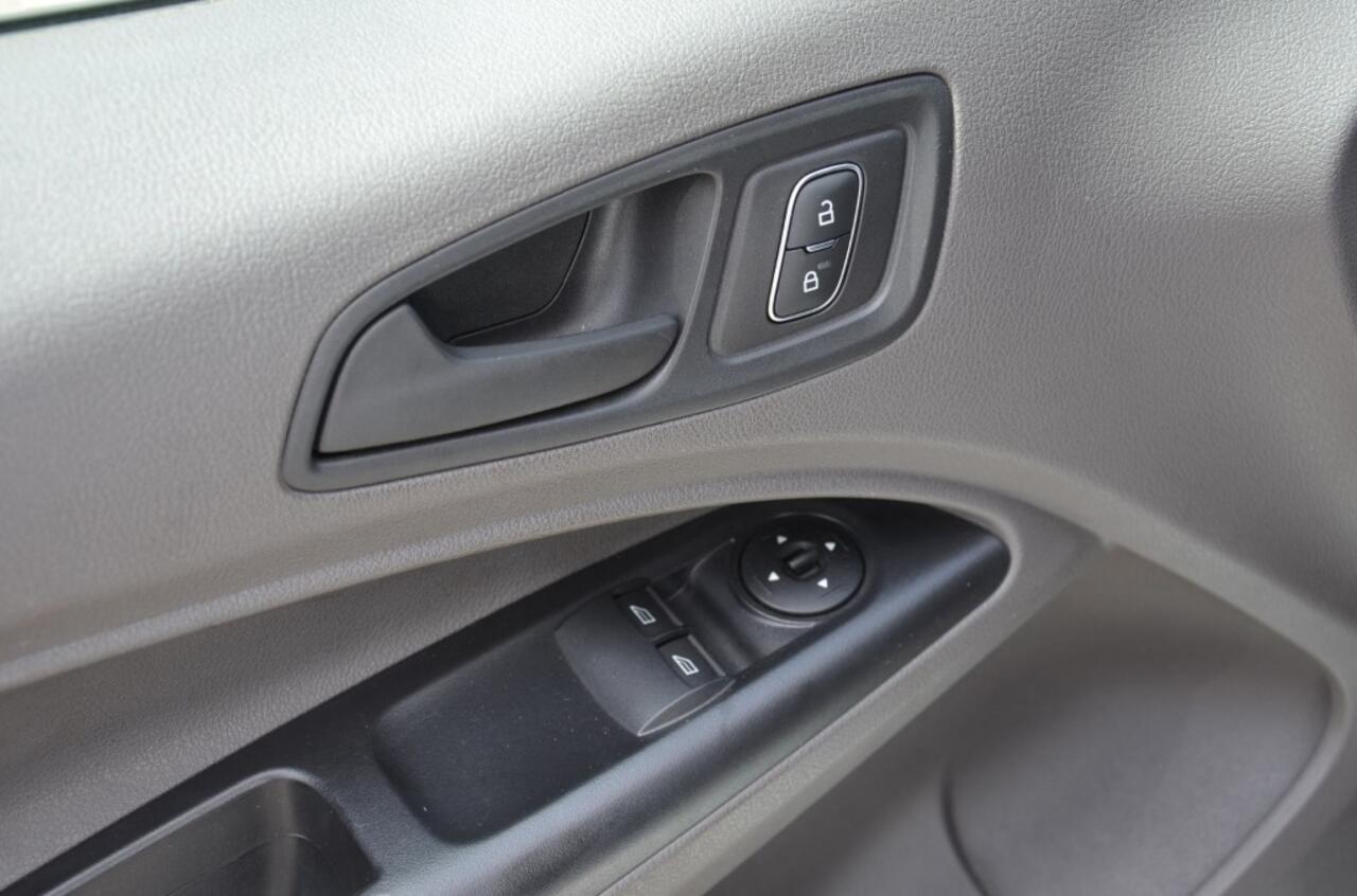 Ford TRANSIT CONNECT 1.5 TDCI L2 Trend ****BPM VRIJ***