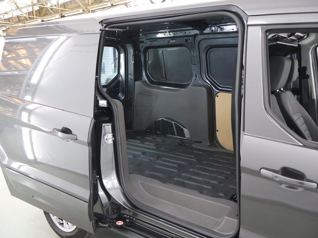 Ford TRANSIT CONNECT 1.5 ECOBLUE | L2 LIMITED | AUTOMAAT | BI-XENON | STOELVERWARMING | CAMERA | PARKEERSENSOREN ACHTER | NAVIGATIE | AUTOMATSICHE AIRCO | CRUISE CONTROL | TREKHAAK | CARPLAY / ANDROID AUTO | METALLIC