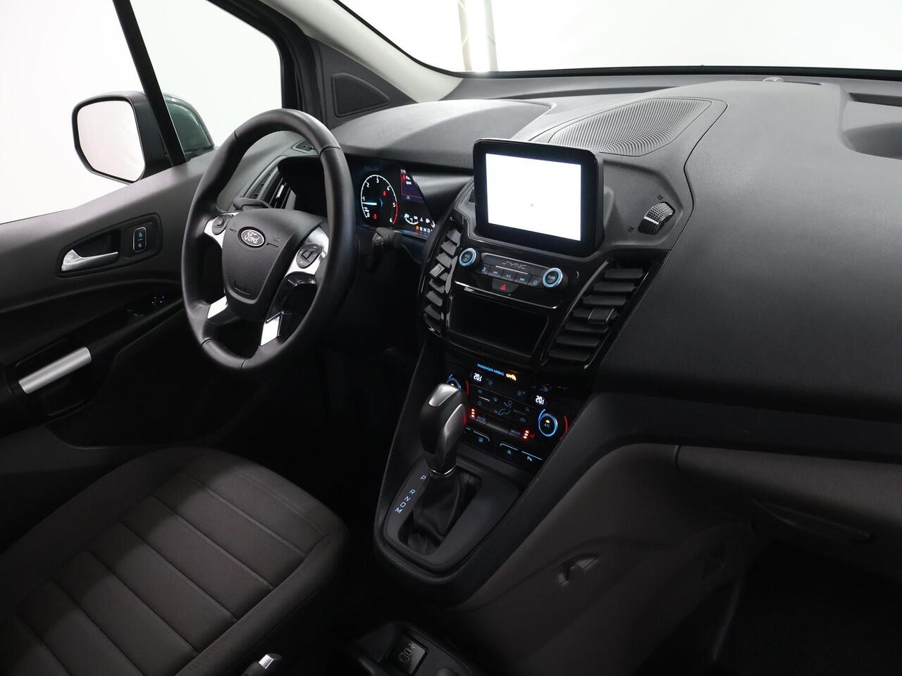 Ford TRANSIT CONNECT 1.5 ECOBLUE | L2 LIMITED | AUTOMAAT | BI-XENON | STOELVERWARMING | CAMERA | PARKEERSENSOREN ACHTER | NAVIGATIE | AUTOMATSICHE AIRCO | CRUISE CONTROL | TREKHAAK | CARPLAY / ANDROID AUTO | METALLIC