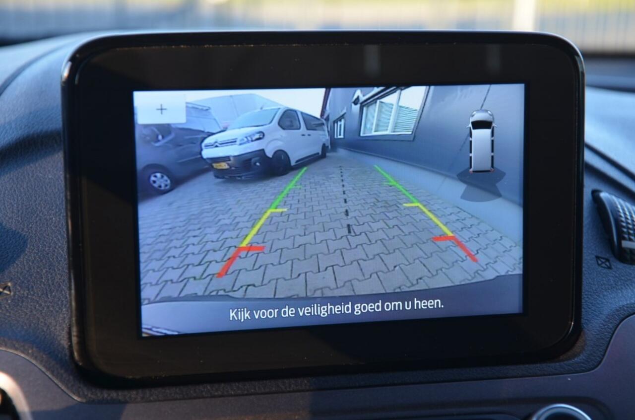 Ford TRANSIT CONNECT 1.0 EB L1 TREND Benzine Gratis set LM velgen/banden.