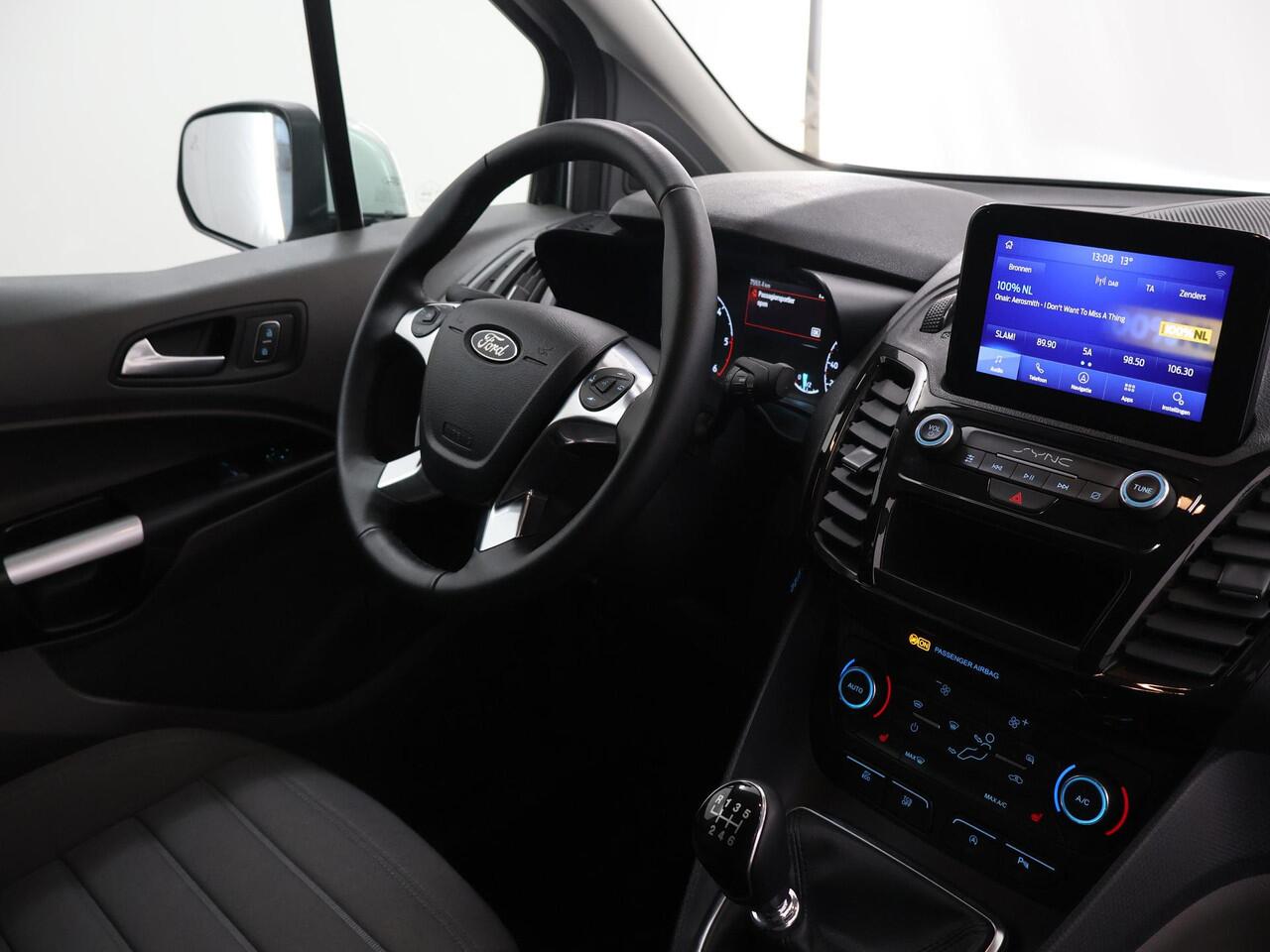 Ford TRANSIT CONNECT 1.5 ECOBLUE | 1.5 | LIMITED | STOELVERWARMING | BETIMMERDE LAADRUIMTE | NAVIGATIE | AUTOMATISCHE AIRCO | PARKEERSENSOREN | LICHTMETALEN WIELEN | ACHTERUITRIJCAMERA | STOEL - STOEL