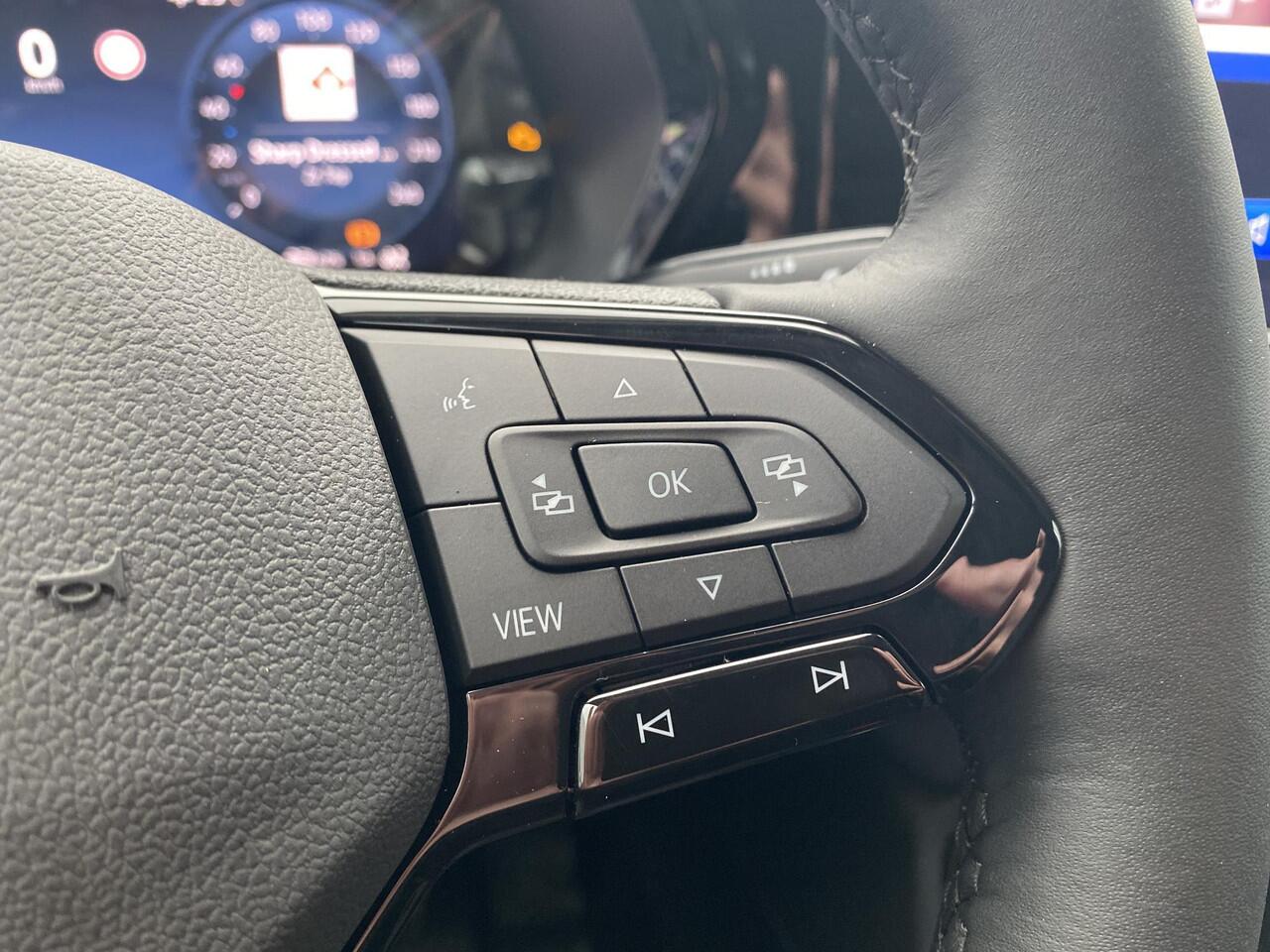 Ford TRANSIT CONNECT 1.5 EcoBoost PHEV L2 Trend Navigatie | PDC |Trekhaak | Cruise Control |