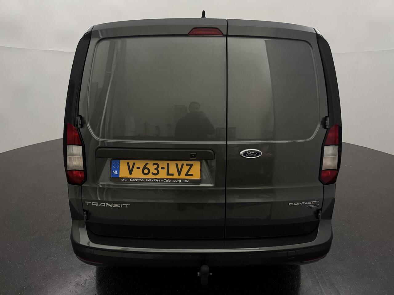 Ford TRANSIT CONNECT 1.5 EcoBoost PHEV L2 Limited met o.a. een Trekhaak, Achteruitrijcamera, Adaptieve Cruise Control, Android Auto en Apple Carplay