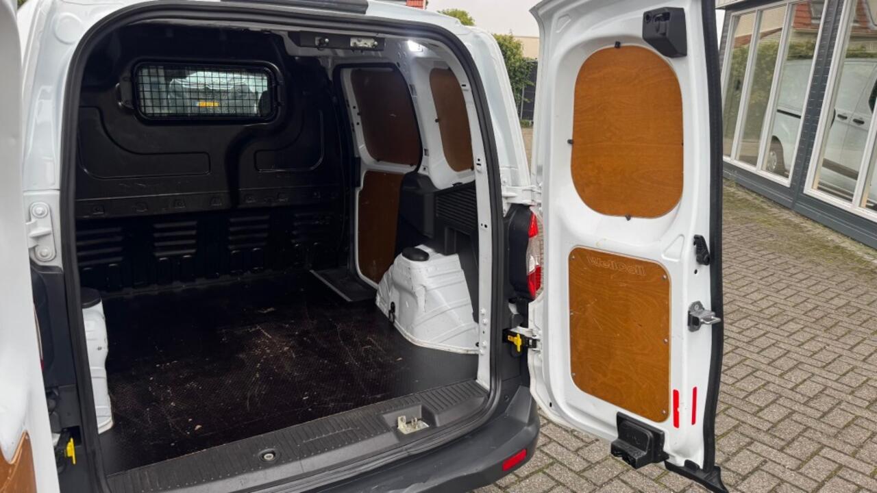 Ford TRANSIT COURIER 1.5 TDCI 55KW 75PK EURO 6 AIRCO/ TREKHAAK// SCHUIFDEUR/ 100% DEALERONDERHOUDEN