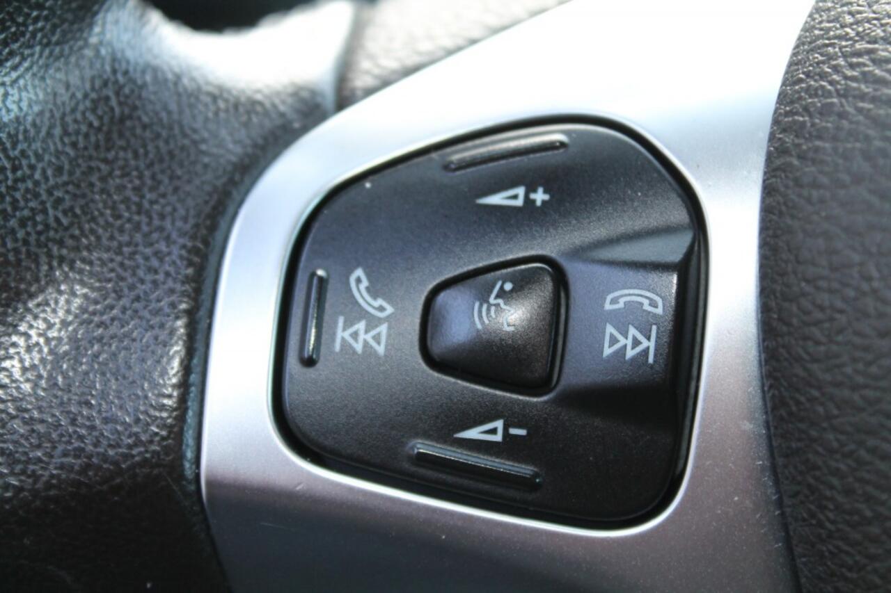 Ford TRANSIT COURIER 1.5 TDCI TREND AIRCO CRUISE NAVI 2x ZIJDEUR