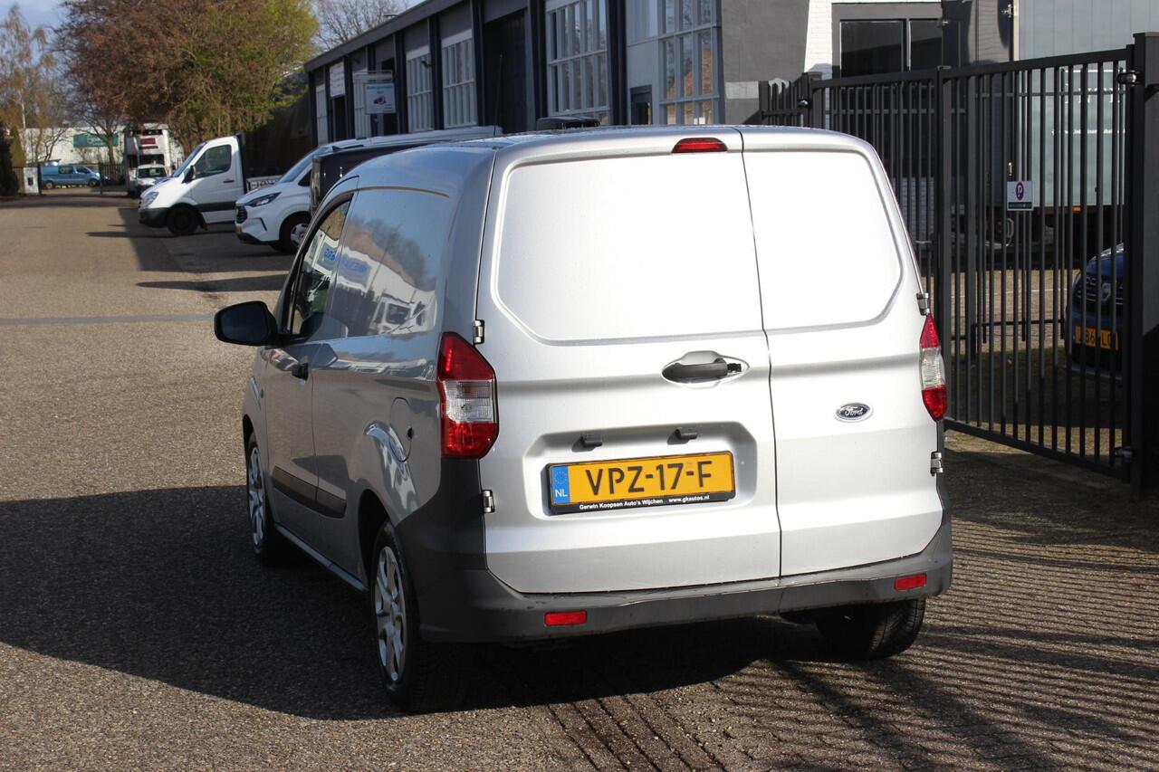 Ford TRANSIT COURIER 1.5 TDCI Trend Duratorq S&S, Navigatie, Airco!