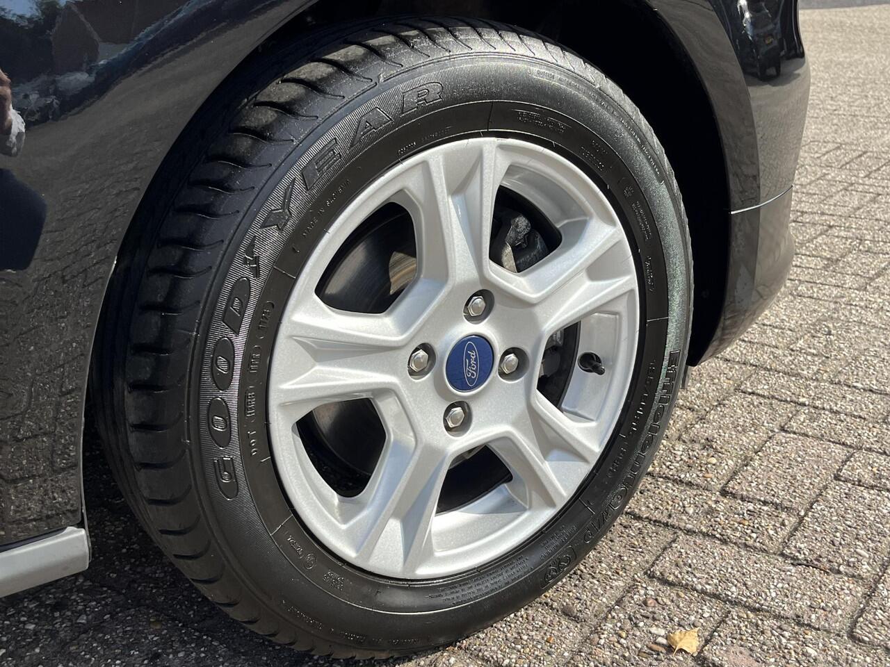 Ford TRANSIT COURIER 1.0 Limited EcoBoost S&S | SCI | Benzine | Scherm | Stoelverwarming | Cruise control | Camera