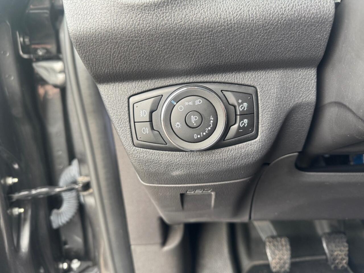 Ford TRANSIT COURIER 1.0 Trend EcoBoost SenS Benzine EX BTW/BPM!!!