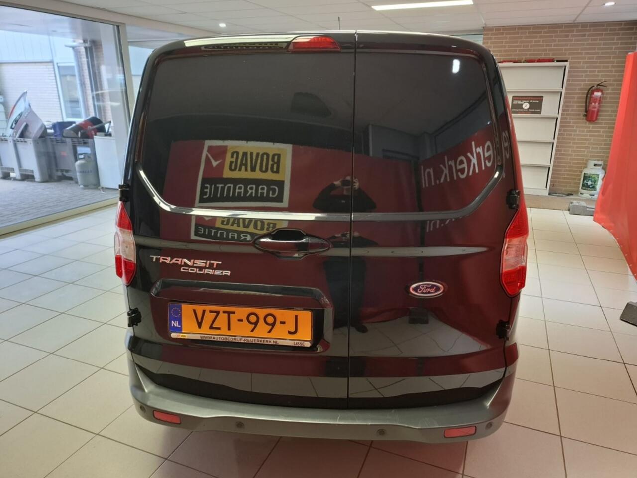 Ford TRANSIT COURIER 1.0 Limited EcoBoost, Milieu zone vrij, Navigatie, LM velgen