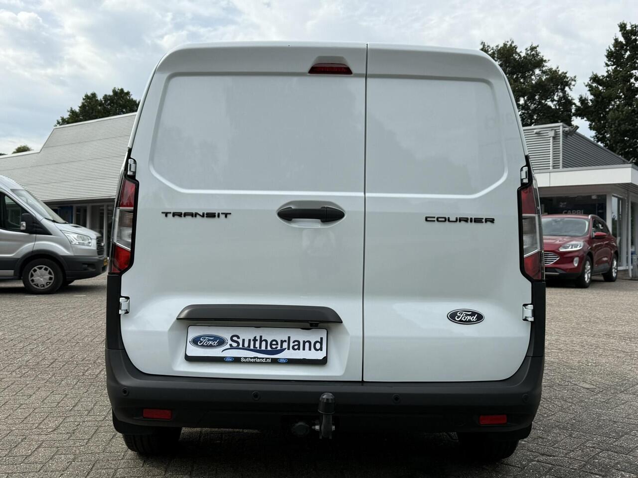 Ford TRANSIT COURIER 1.0 EcoBoost Trend | SCI | 125pk | Automaat | Winterpack | Trekhaak | Achteruitrijcamera