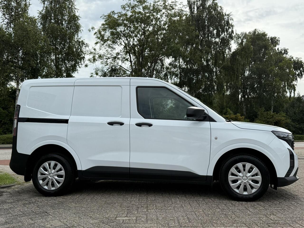 Ford TRANSIT COURIER 1.0 EcoBoost Trend | SCI | 125pk | Automaat | Winterpack | Trekhaak | Achteruitrijcamera