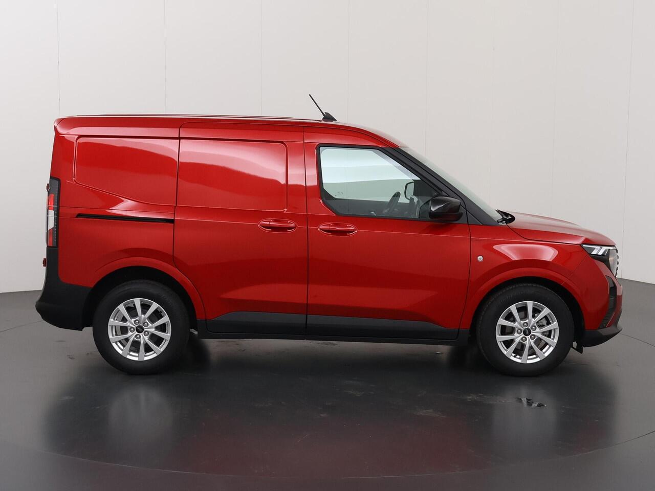 Ford TRANSIT COURIER 1.0 ECOBOOST | BENZINE | LIMITED | AUT. | NAVIGATIE | APPLE CARPLAY / ANDROID AUTO | CLIMATE CONTROL | STUUR / STOELVERWARMING | ADAPTIVE CRUISE CONTROL | BLIND SPOT | ACHTERUITRIJCAMERA