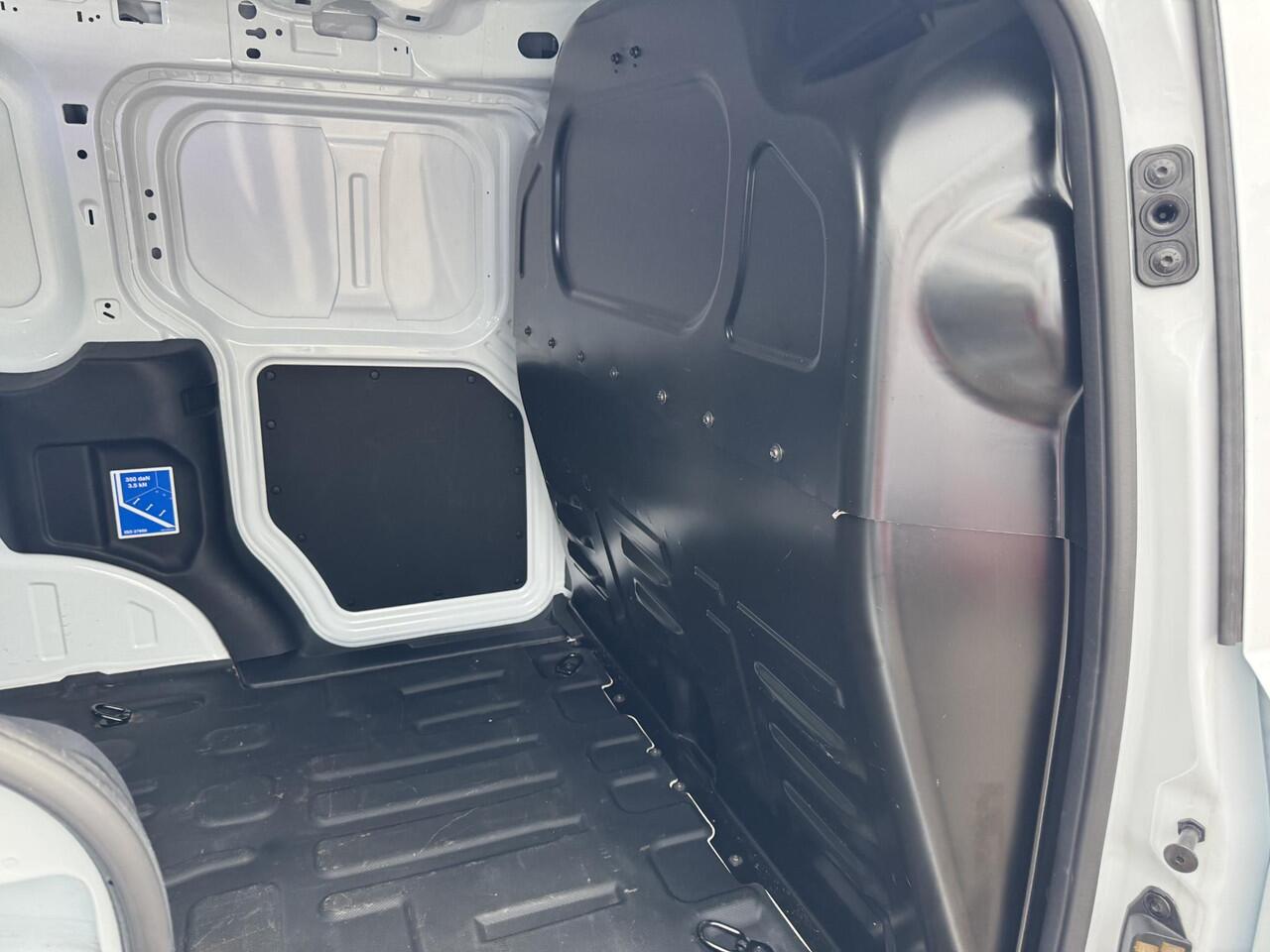 Ford TRANSIT COURIER Trend | SCI | 1.0 Ecoboost Automaat | Winterpack | Trekhaak | Achteruitrijcamera