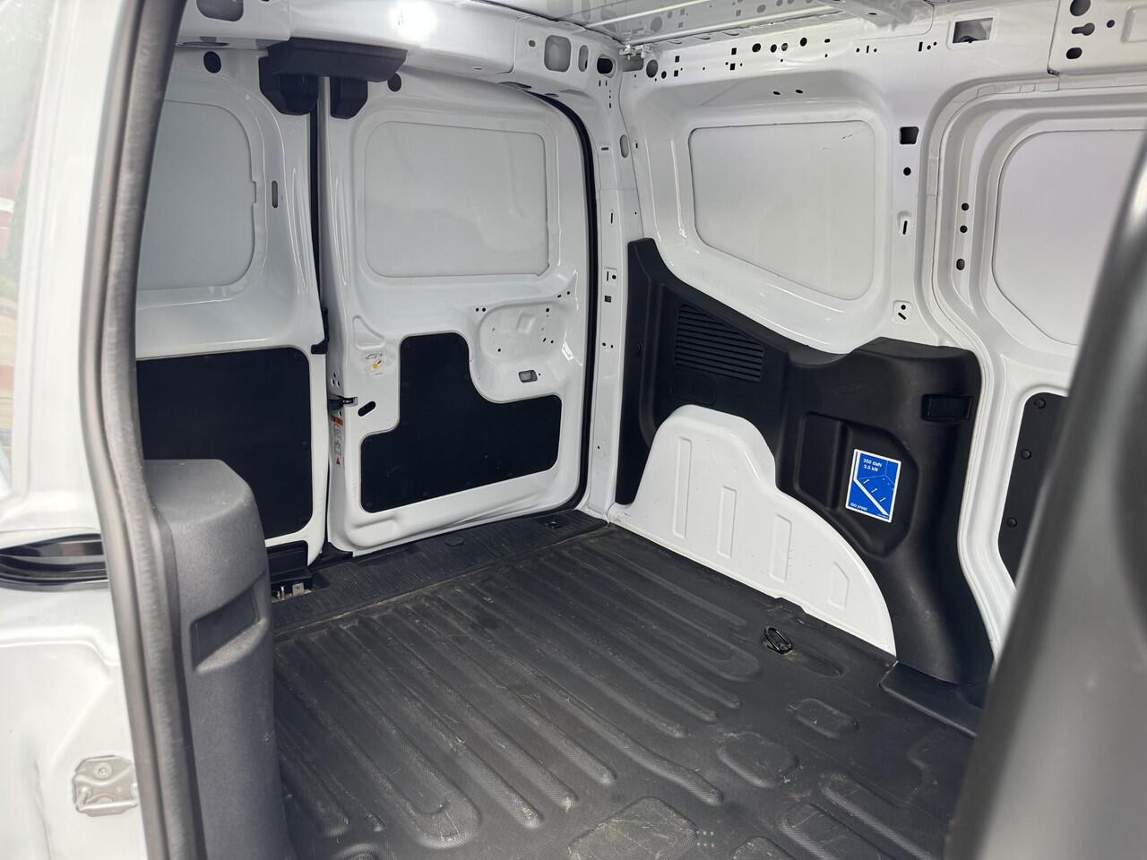 Ford TRANSIT COURIER Trend | SCI | 1.0 Ecoboost Automaat | Winterpack | Trekhaak | Achteruitrijcamera