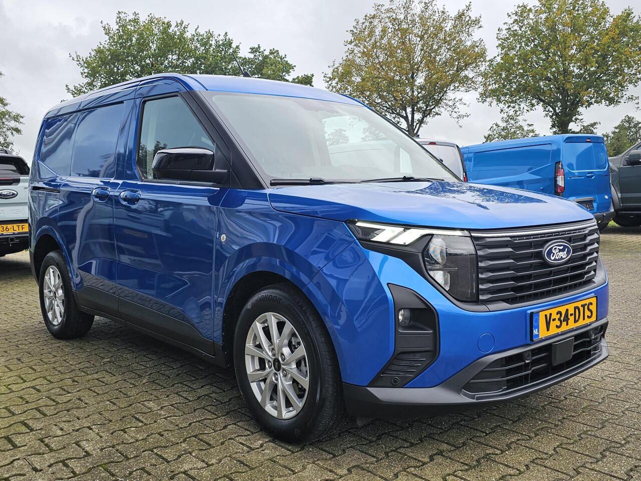 Ford TRANSIT COURIER 1.0 EcoBoost Limited Automaat | Nieuwstaat | Navigatie | Cruise control adaptief | Camera | Stoelverwarming | Stuurwielverwarming etc.