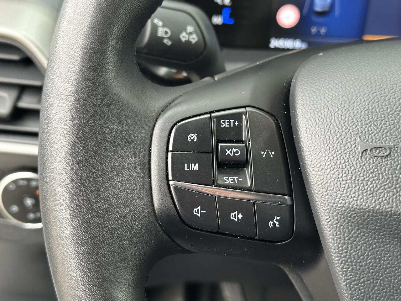 Ford TRANSIT COURIER 1.5 EcoBlue Trend NIEUW MODEL! Airco|Cruise|LMV