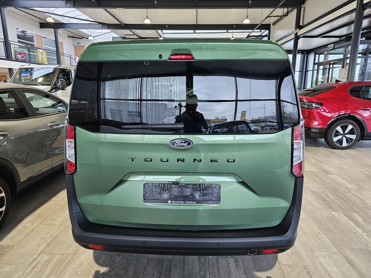 Ford TRANSIT COURIER Tourneo 1.0 EcoBoost Limited Automaat