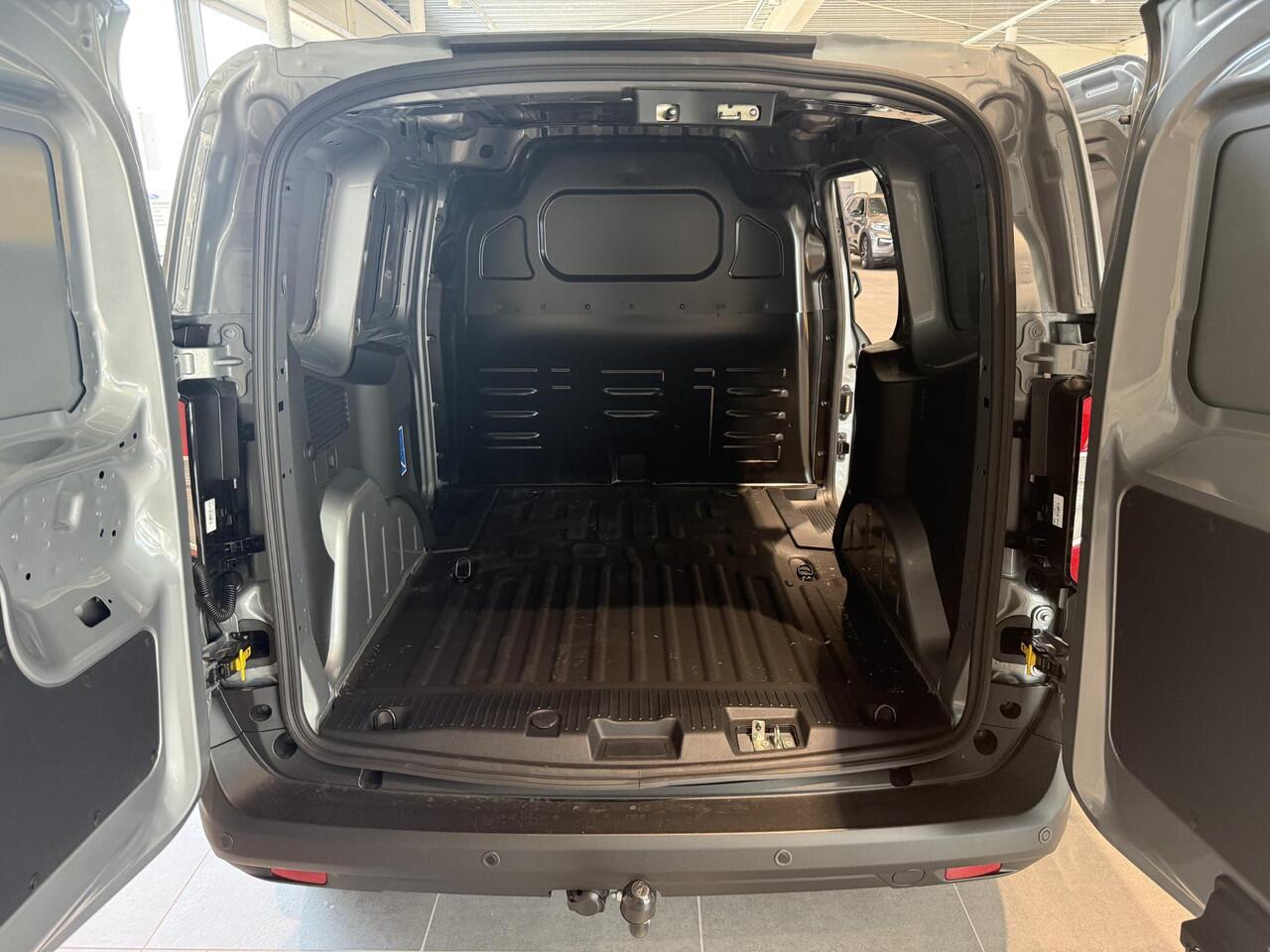 Ford TRANSIT COURIER E-Transit Limited 44 kWh 136pk | Ford Voorraad | Driver Assistance Pack | Laadvloerbescherming | Trekhaak | LED Laadruimteverlichting