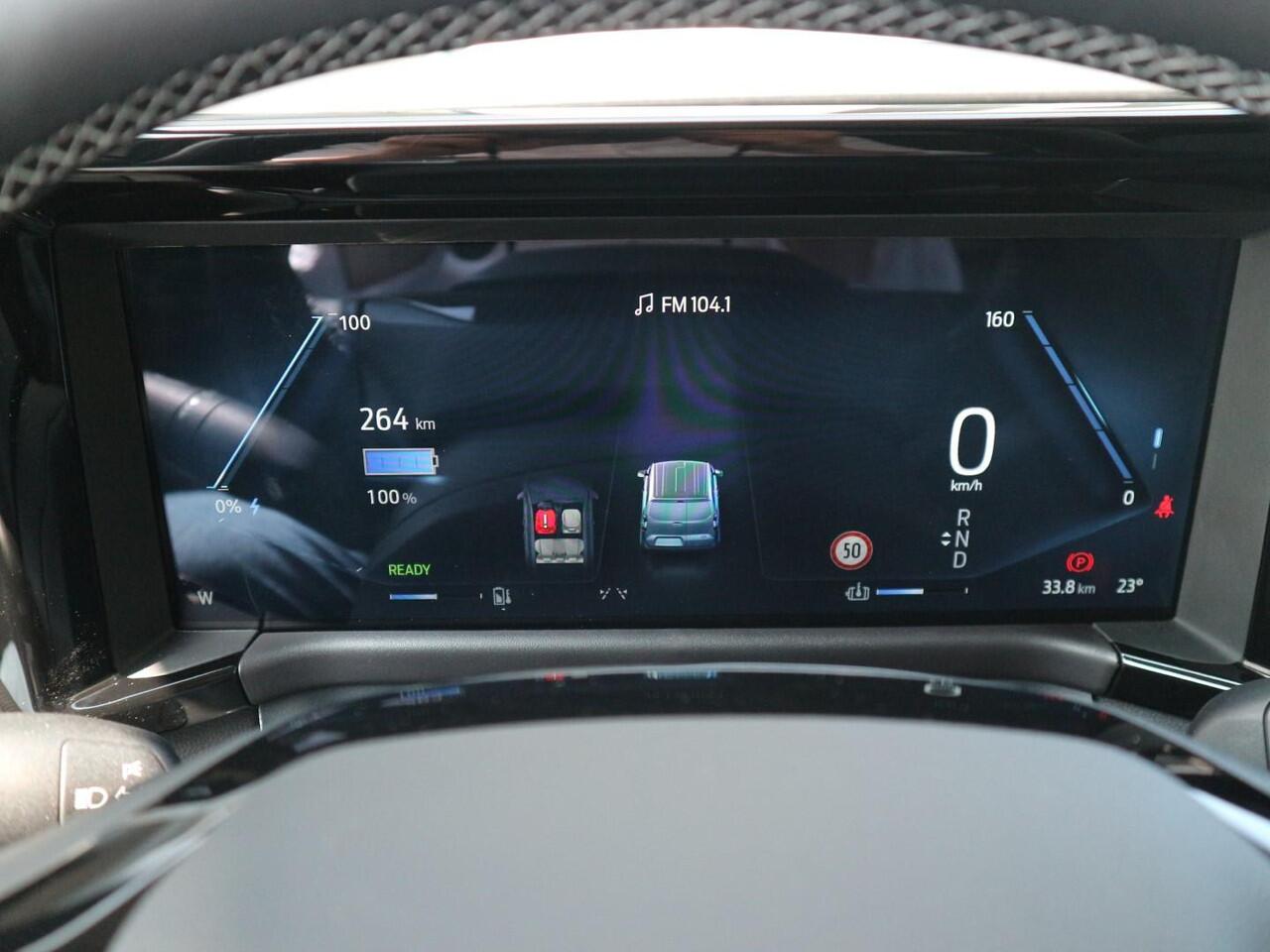 Ford TRANSIT COURIER E-Transit Limited 44 kWh * TREKHAAK * NAVI * WINTERPACK *