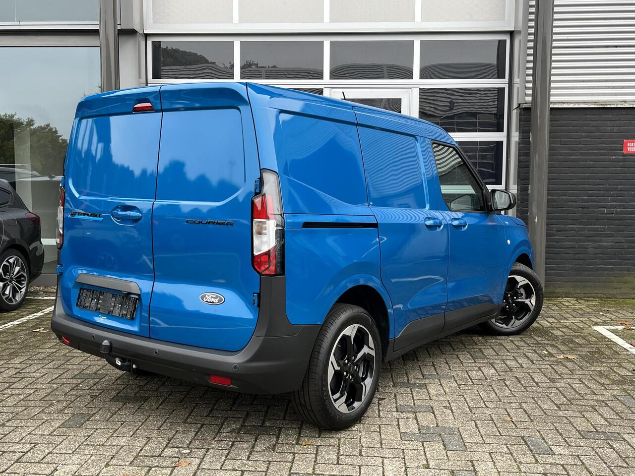 Ford TRANSIT COURIER E-Transit Limited 44 kWh 136pk! 292km WLTP, Navigatie, Adapt Cruise Control, Trekhaak+750kg trekgewicht, Climate control! 0,99% FIN LEASE