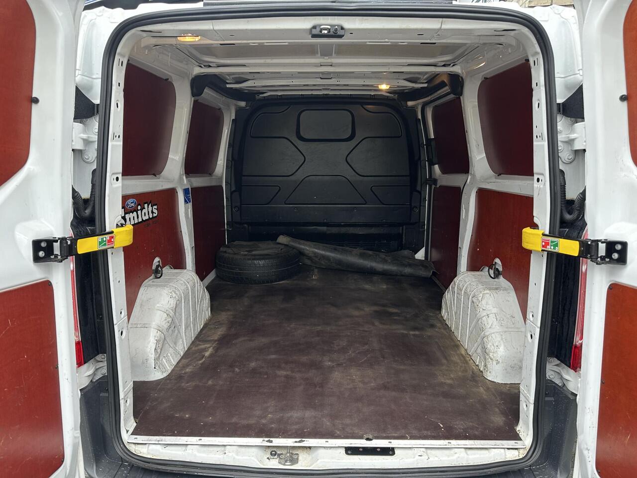 Ford TRANSIT CUSTOM 270 2.0 TDCI L1H1 Eco Edition*AIRCO*HAAK*3-PERS*