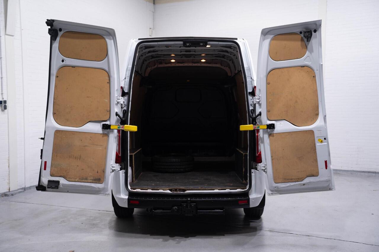 Ford TRANSIT CUSTOM 2.0 TDCi 130 pk L2H2 Hoog Dak Airco, Trekhaak Cruise Control, PDC V+A,