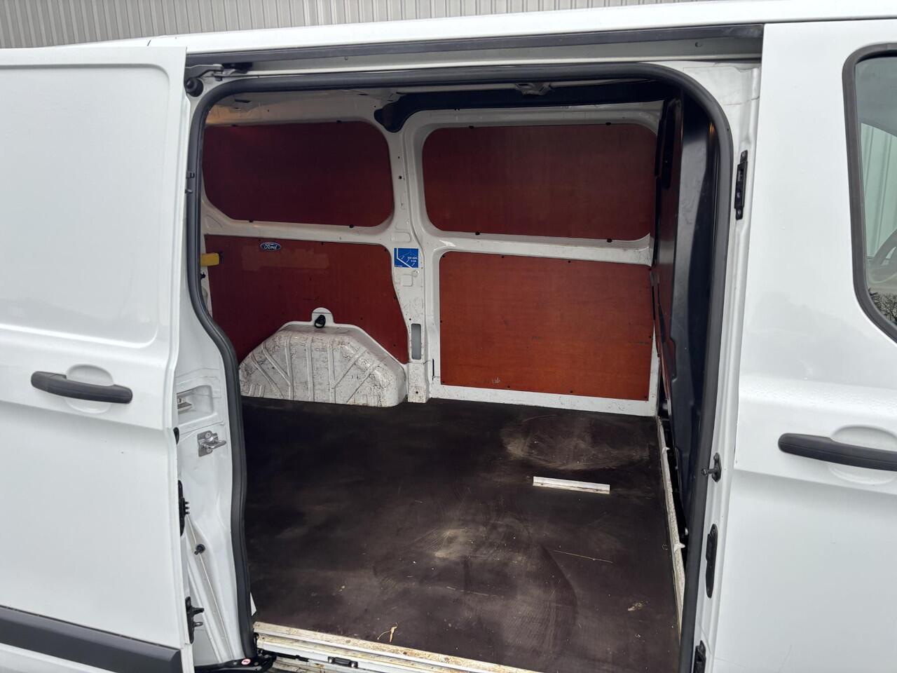 Ford TRANSIT CUSTOM 270 2.0 TDCI L1H1 Eco Edition*AIRCO*HAAK*3-PERS*