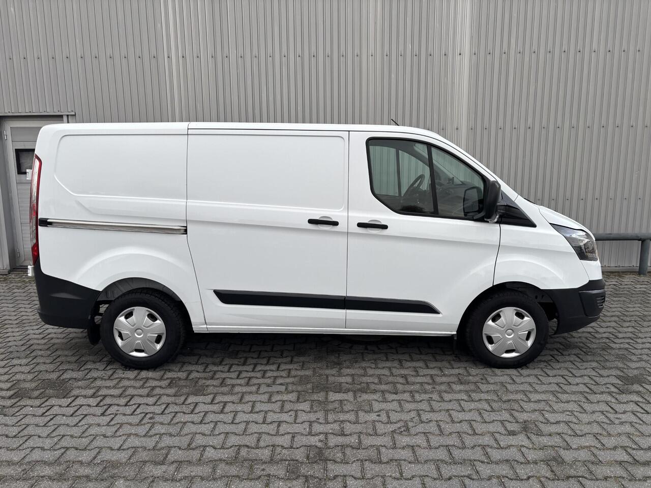 Ford TRANSIT CUSTOM 270 2.0 TDCI L1H1 Eco Edition*AIRCO*HAAK*3-PERS*