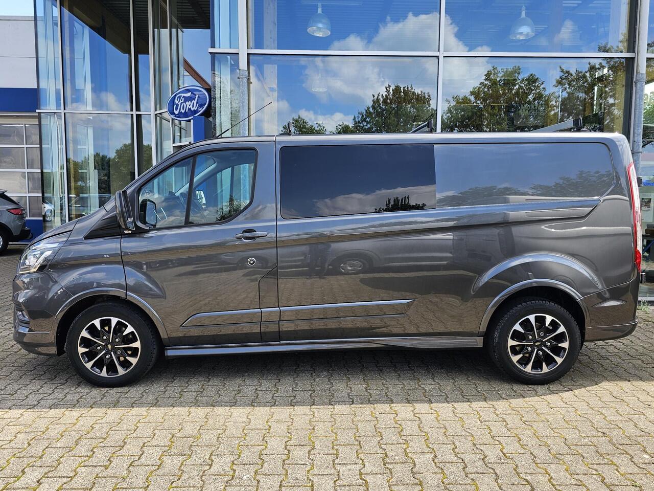 Ford TRANSIT CUSTOM 320 2.0 TDCI L2H1 Sport 185 pk Automaat | Cruise control | Navigatie | Lane assist | Half leder | Stoelverwarming | Airco | Trekhaak | Zéér compleet!