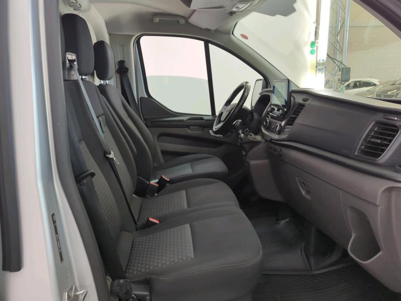 Ford TRANSIT CUSTOM 300 2.0 TDCI L2H1 Trend Trekhaak | Navi | BTW | PDC | Airco | Volledig Onderh.