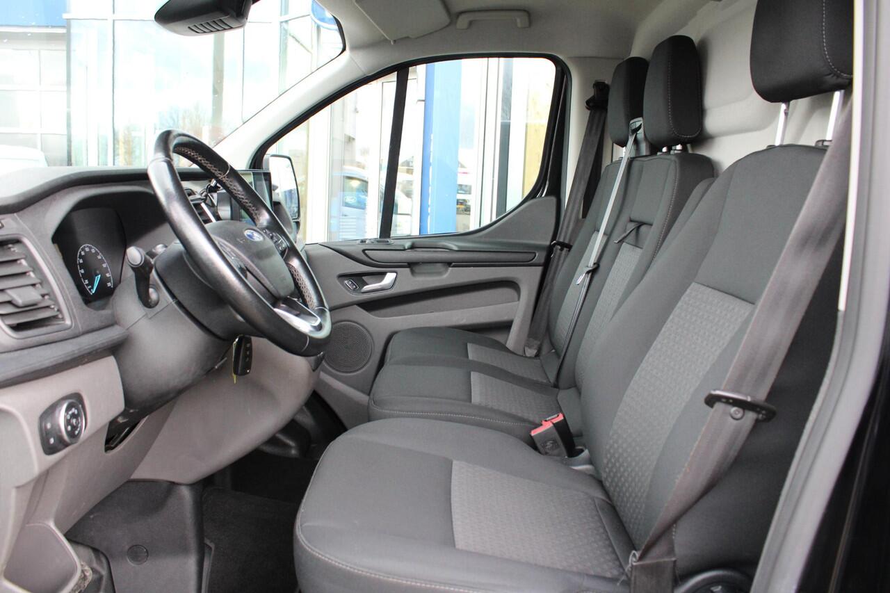 Ford TRANSIT CUSTOM 300 2.0 TDCI L1H1 Limited | Automaat 170pk | Trekhaak | Navigatie