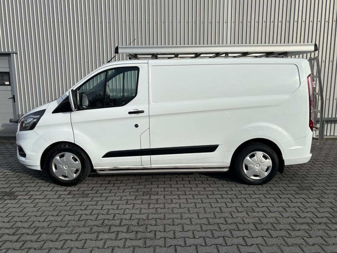 Ford TRANSIT CUSTOM 2.0 TDCI L1H1*A/C*CRUISE*IMPERIAAL*HAAK*OMVORMER*