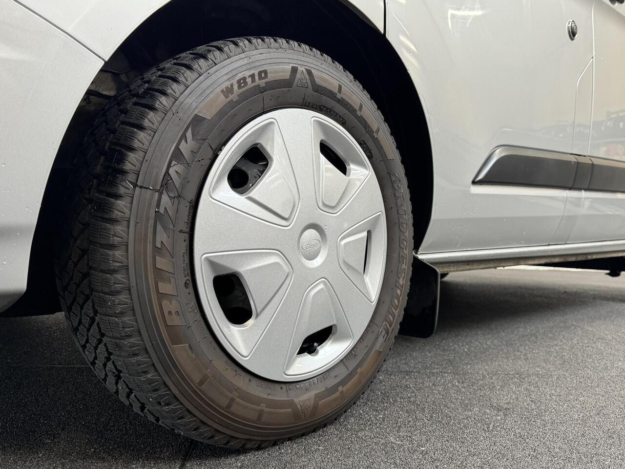 Ford TRANSIT CUSTOM 131pk Automaat L2H1 Trend Dubbele Cabine 2x Schuifdeur Navigatie Apple Carplay/Android Auto Cruise control Airco Euro6