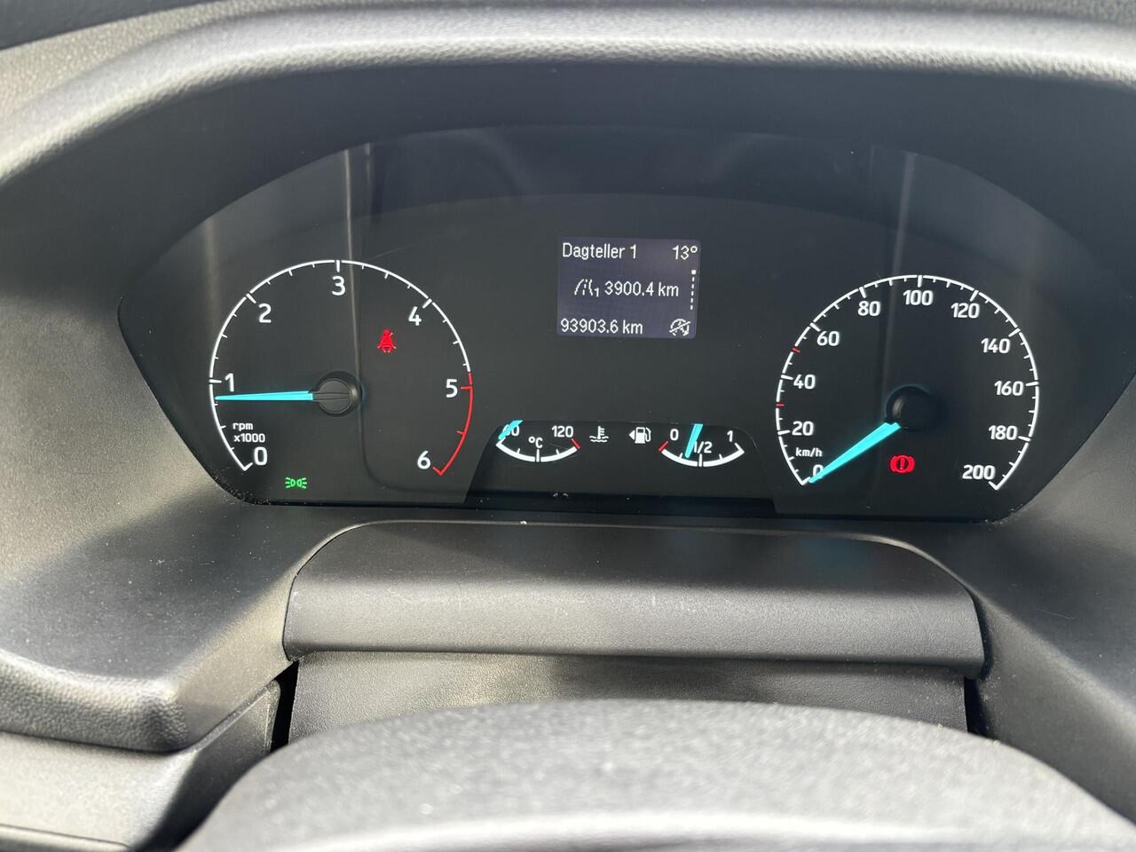 Ford TRANSIT CUSTOM 320 2.0 TDCI L2H2 Trend*A/C*CAM*CRUISE*STOELVERW.*