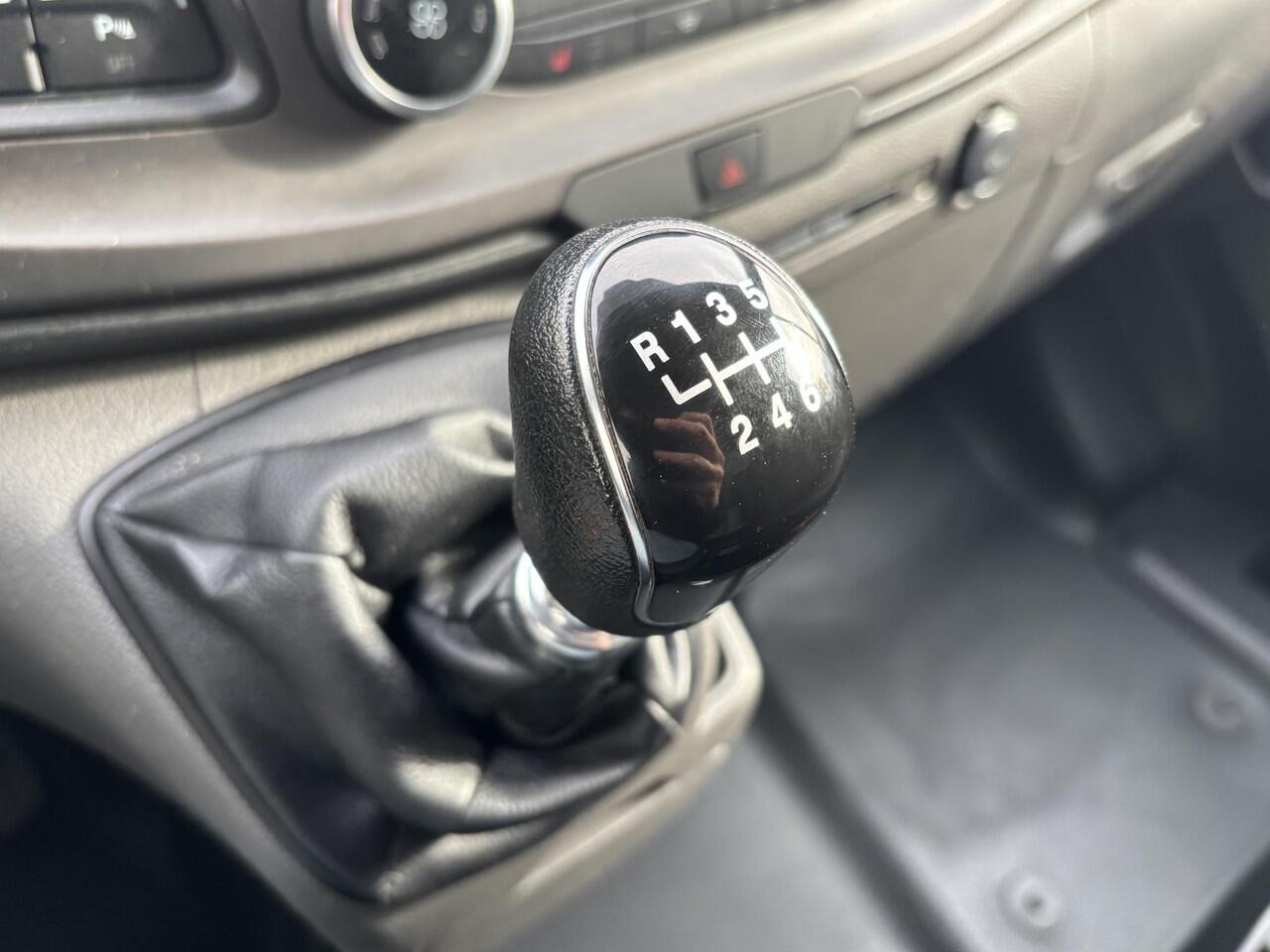 Ford TRANSIT CUSTOM 320 2.0 TDCI L2H2 Trend*A/C*CAM*CRUISE*STOELVERW.*