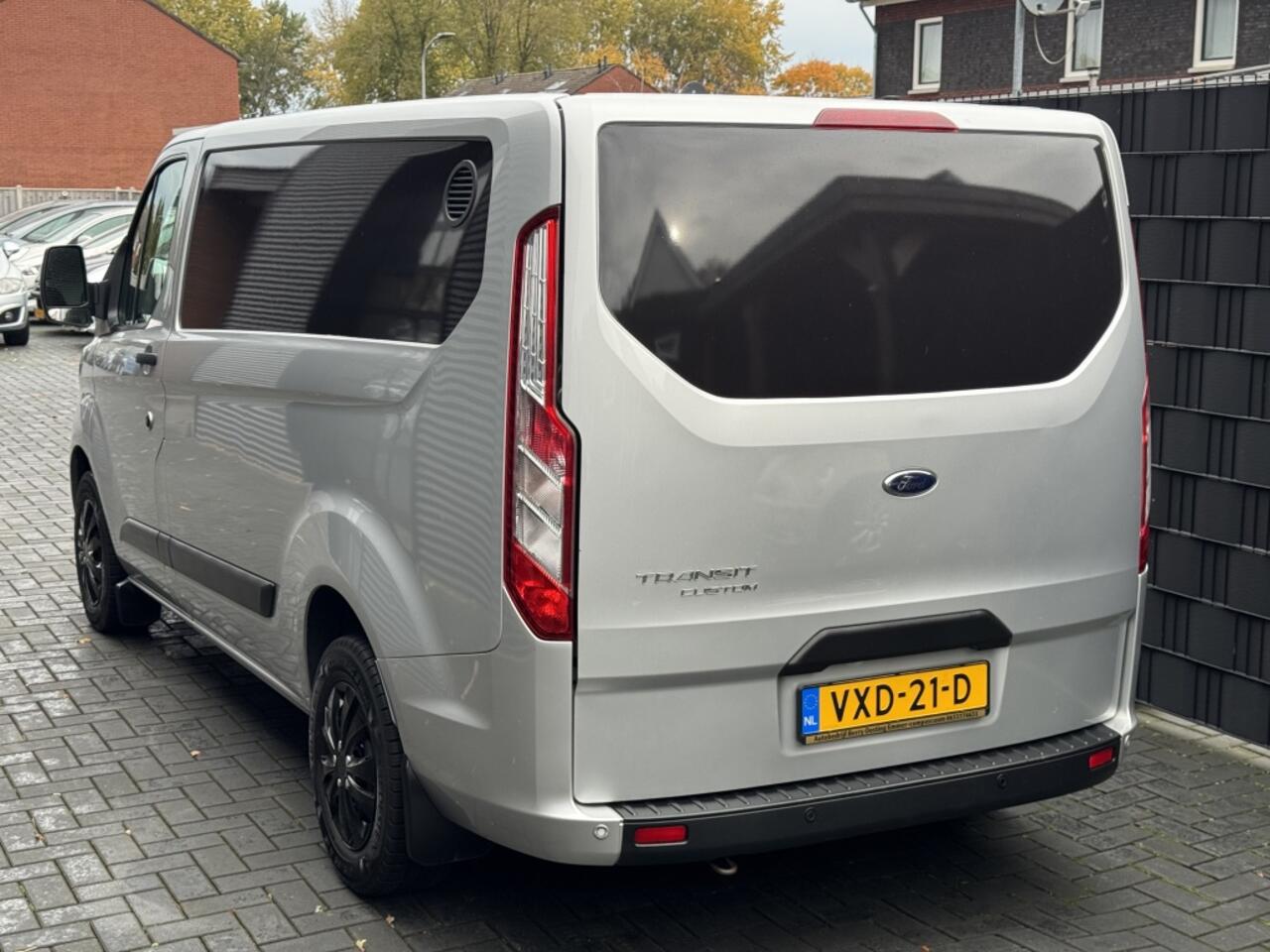 Ford TRANSIT CUSTOM 300 2.0 TDCI L1H2 Limited| CLIMA| NAVI| CRUISE| DAB+