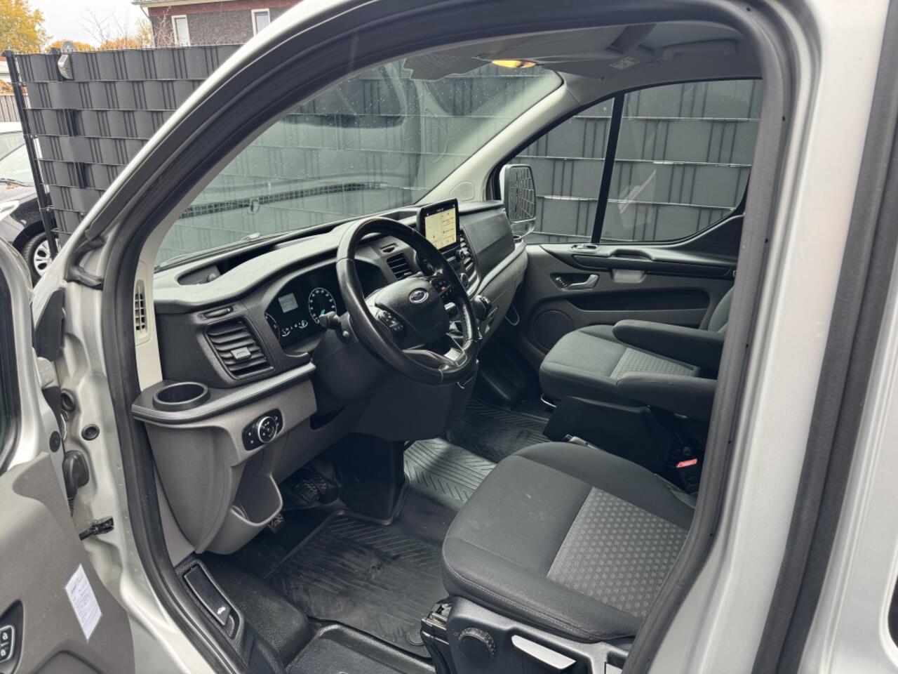 Ford TRANSIT CUSTOM 300 2.0 TDCI L1H2 Limited| CLIMA| NAVI| CRUISE| DAB+