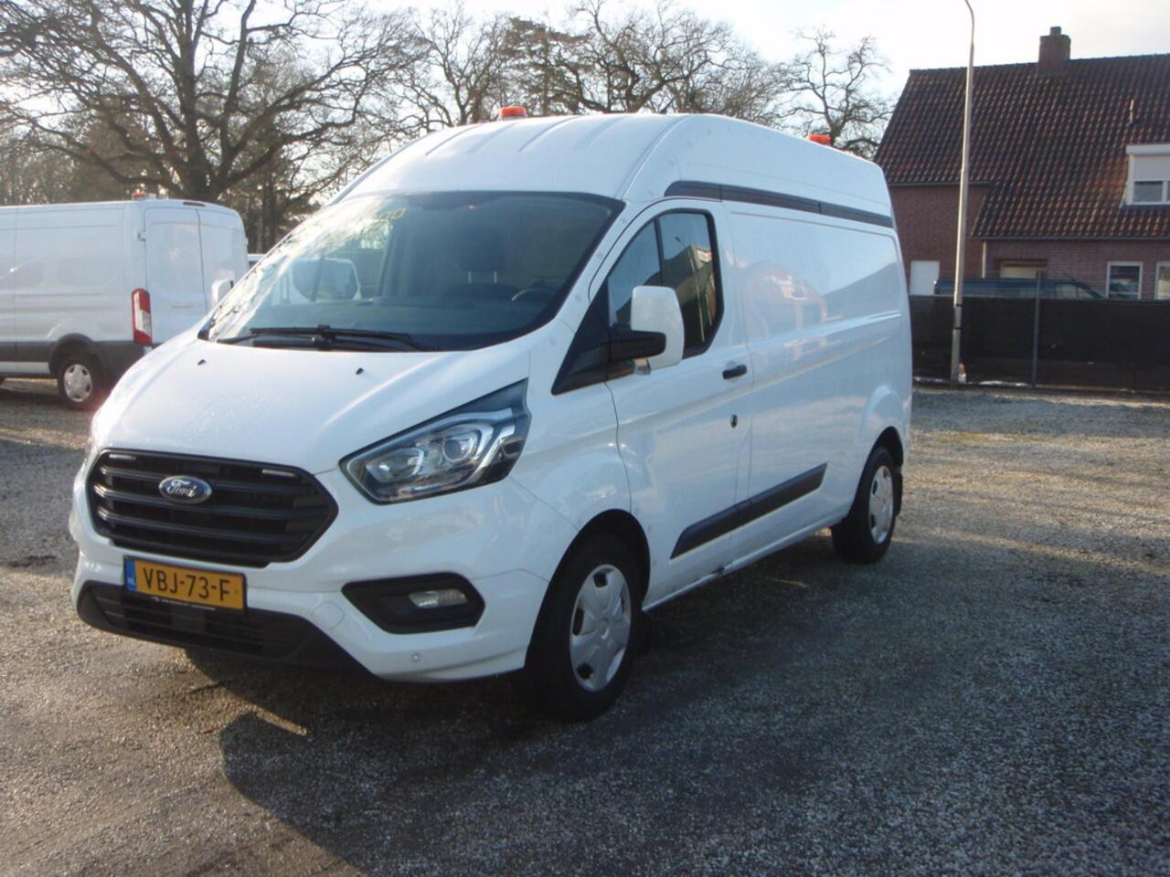 Ford TRANSIT CUSTOM 320 L2H2 Trend nette auto 137902 km 2019