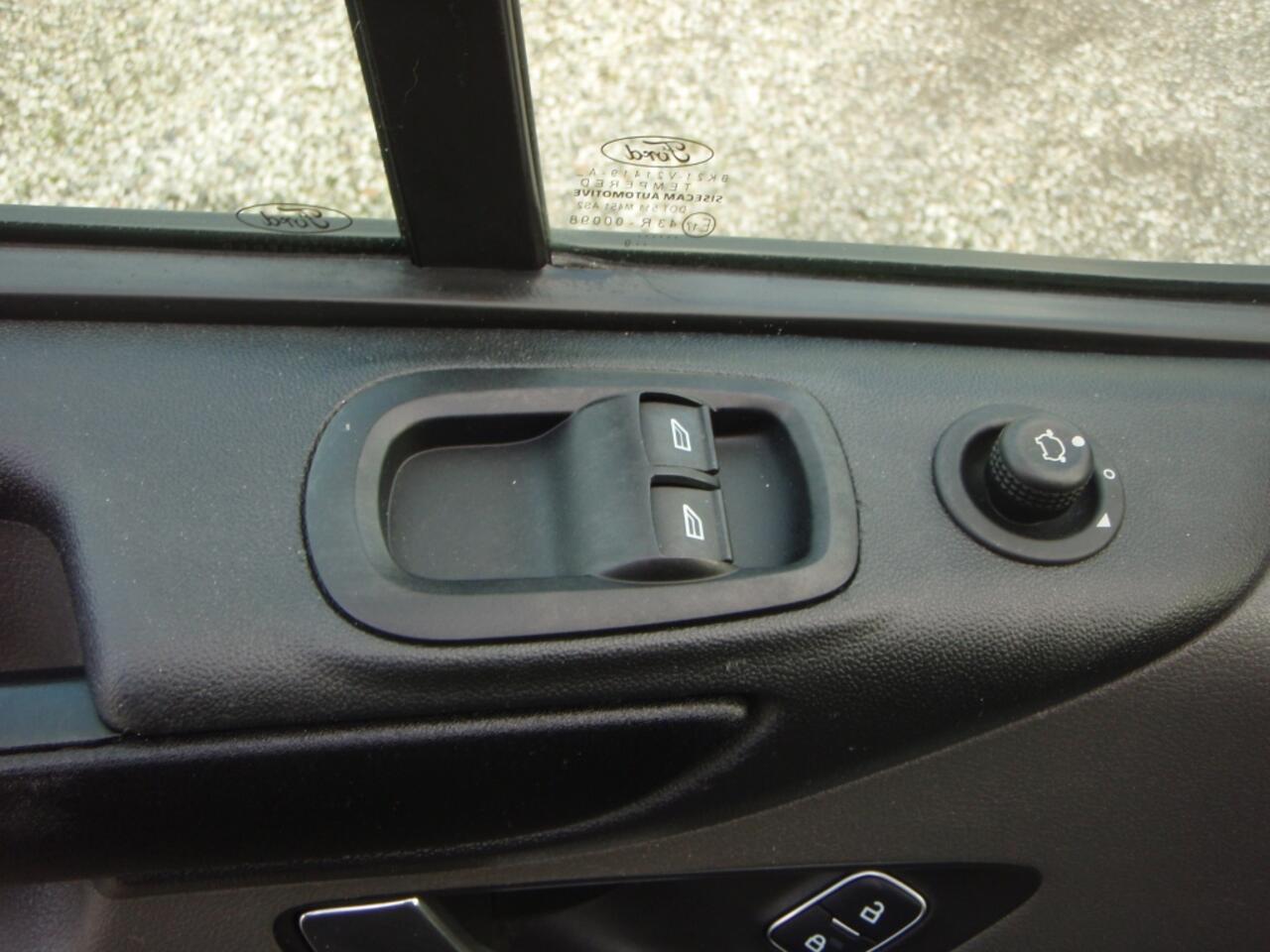 Ford TRANSIT CUSTOM L2H2 Trend zeer nette auto 106352 km 2019