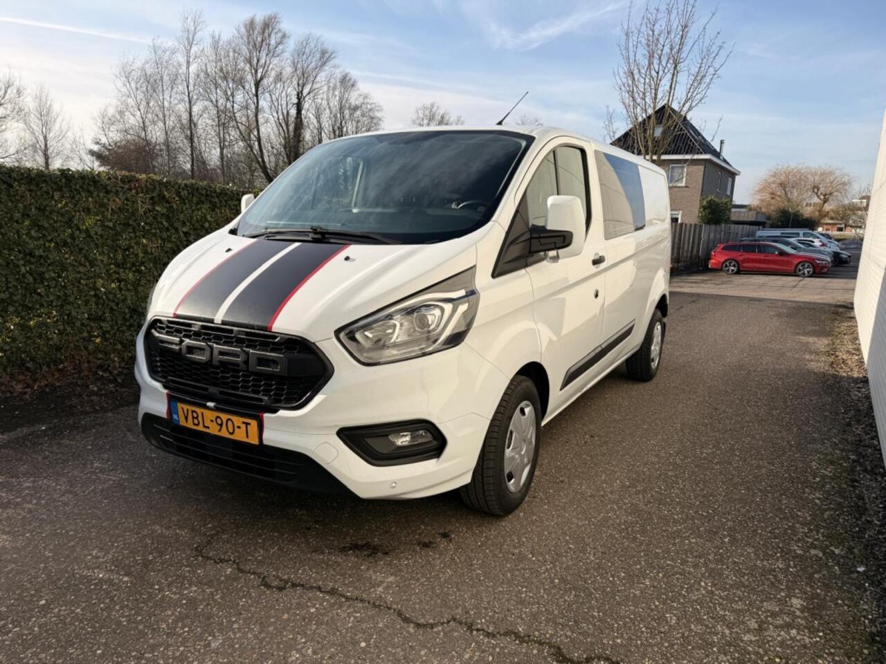 Ford TRANSIT CUSTOM 300 2.0 TDCI L2H1TDC
