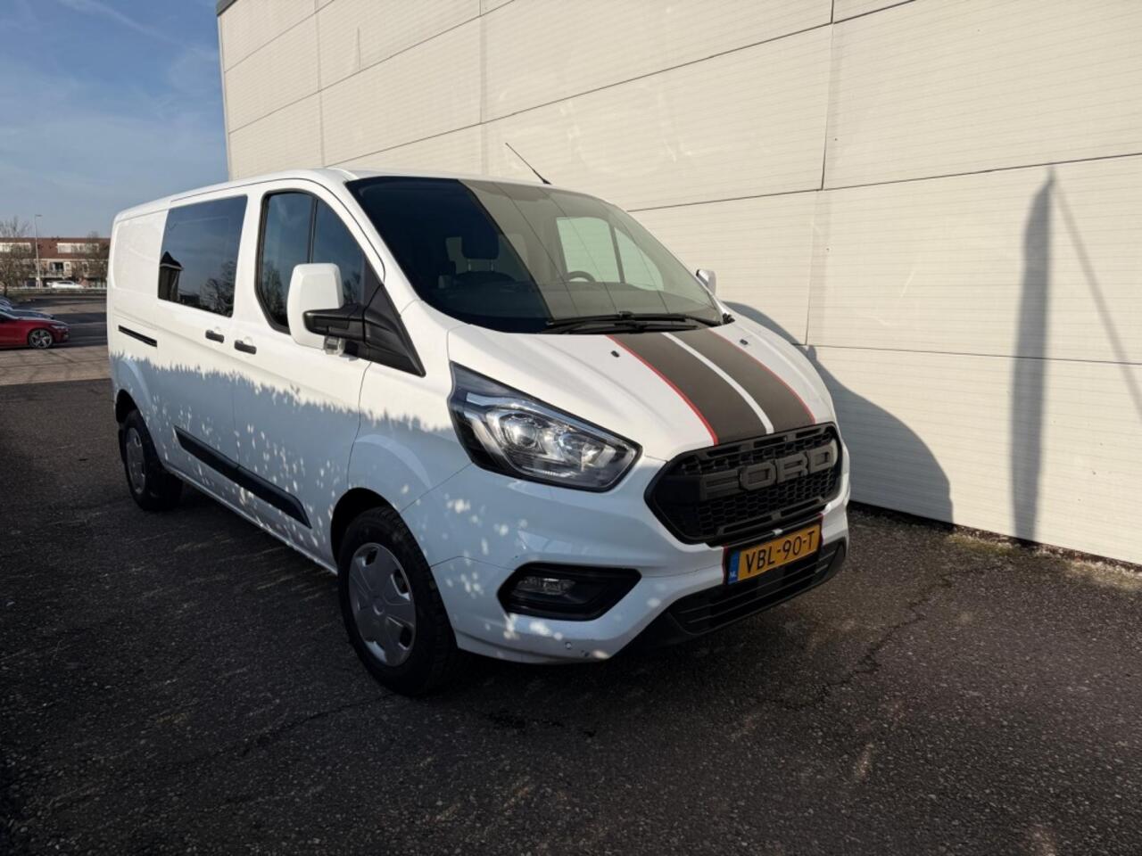 Ford TRANSIT CUSTOM 300 2.0 TDCI L2H1TDC
