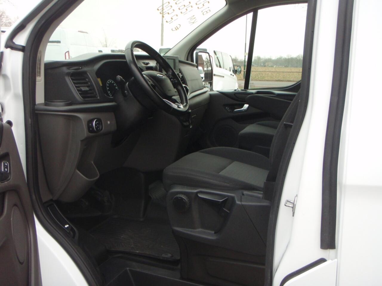 Ford TRANSIT CUSTOM 320 L2H2 Trend nette auto 126969 km bj 19