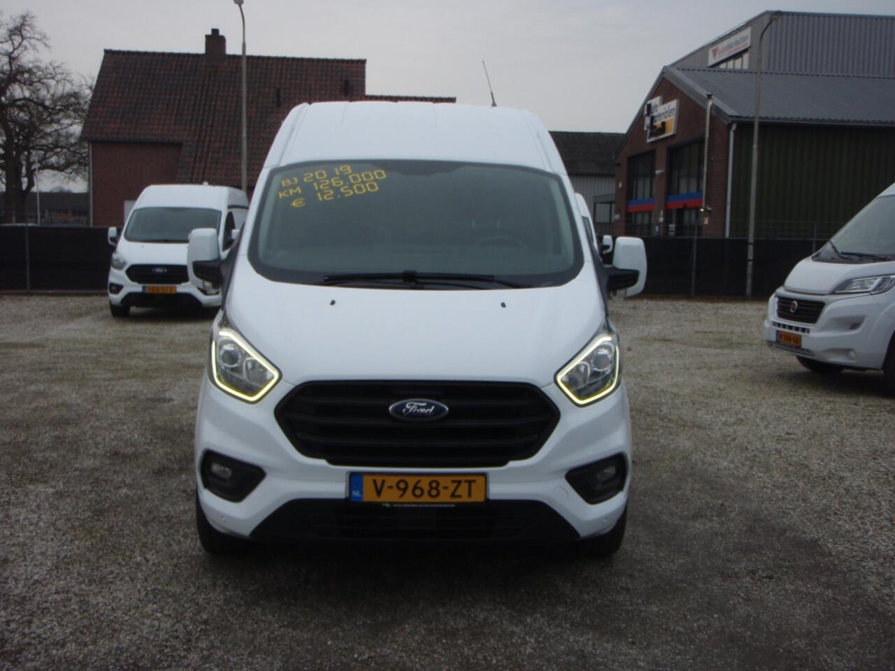Ford TRANSIT CUSTOM 320 L2H2 Trend nette auto 126969 km bj 19