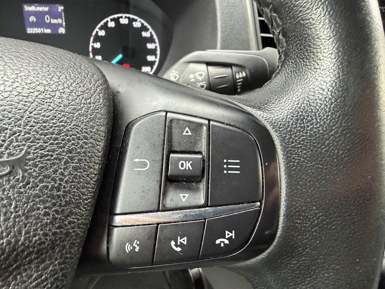 Ford TRANSIT CUSTOM 280 2.0 TDCI L1H1 Trend | Trekhaak | Navigatie | DAB | Carplay | Parkeersensoren |