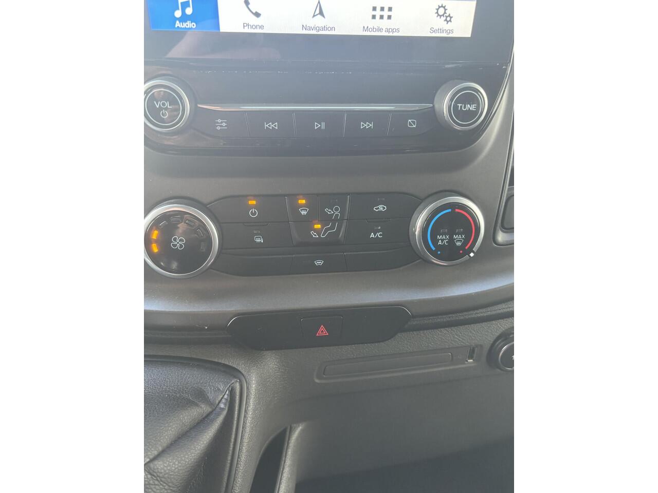 Ford TRANSIT CUSTOM 2.0 L1H1*A/C*CRUISE*NAVI*CAMERA*3PERS.*TEL*SLOTEN*